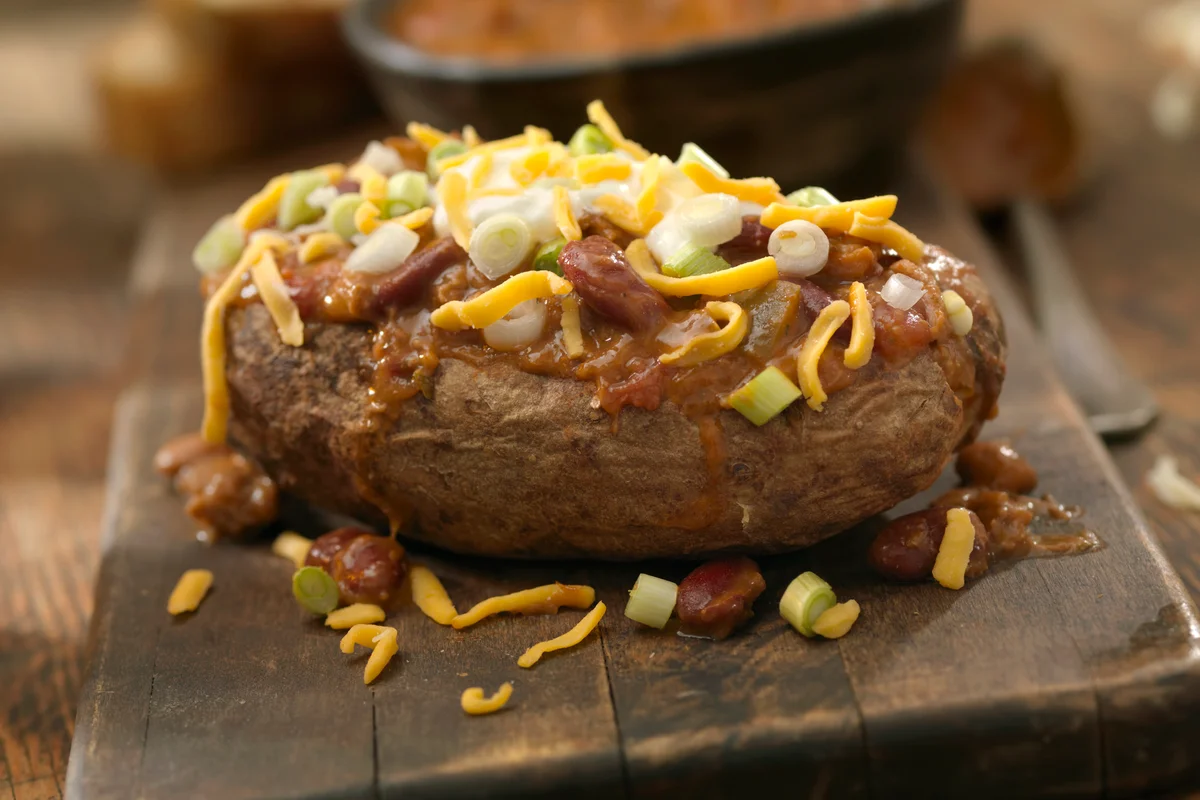 Chili-stuffed baked potato