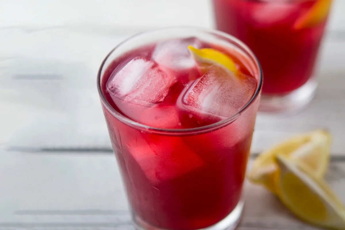 Fast cranberry mocktails