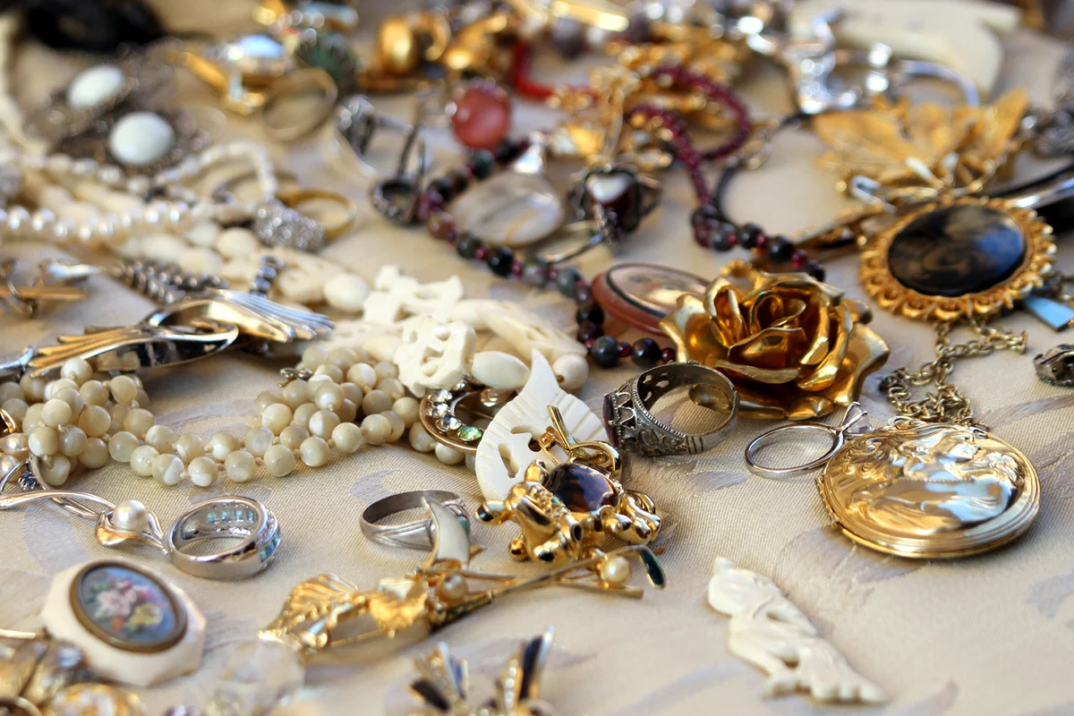 Vintage necklaces and jewelry for sale in the antique shop
