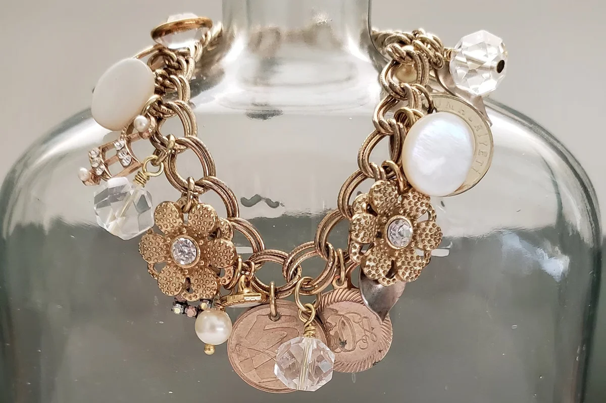 Vintage bracelet gold charm bracelet