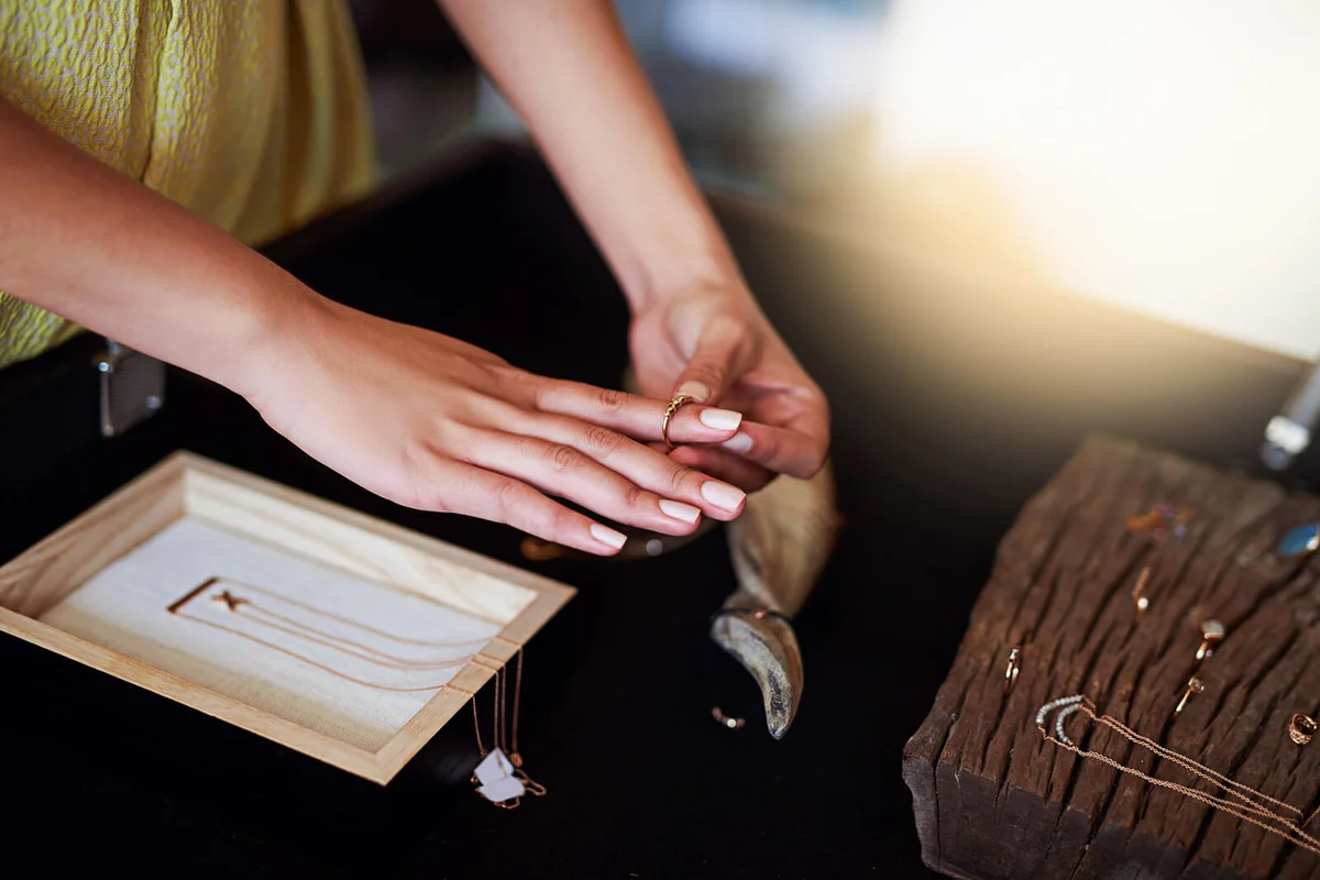 woman shopping for jewelry