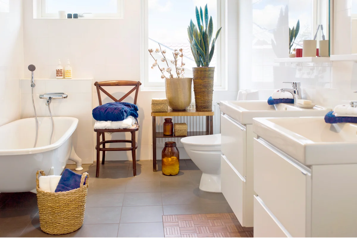 Modern bathroom with baskets