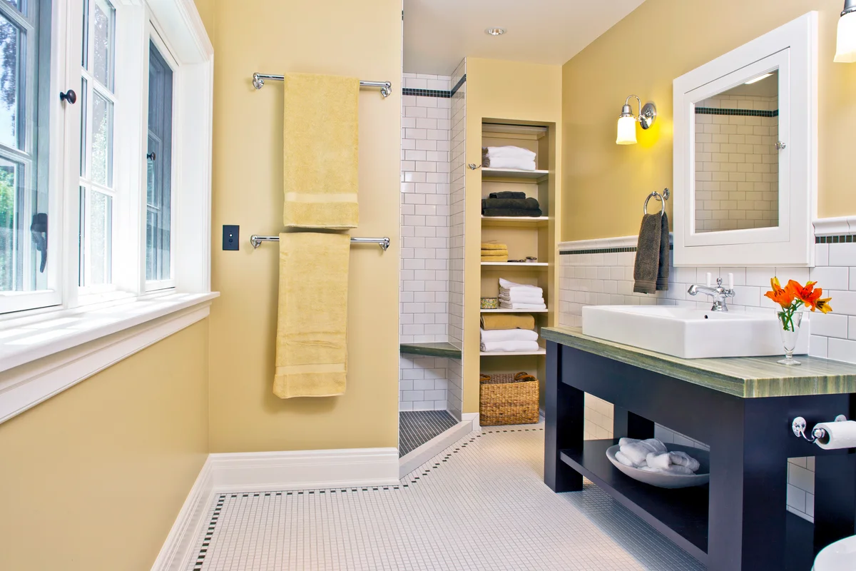 Modern Bathroom