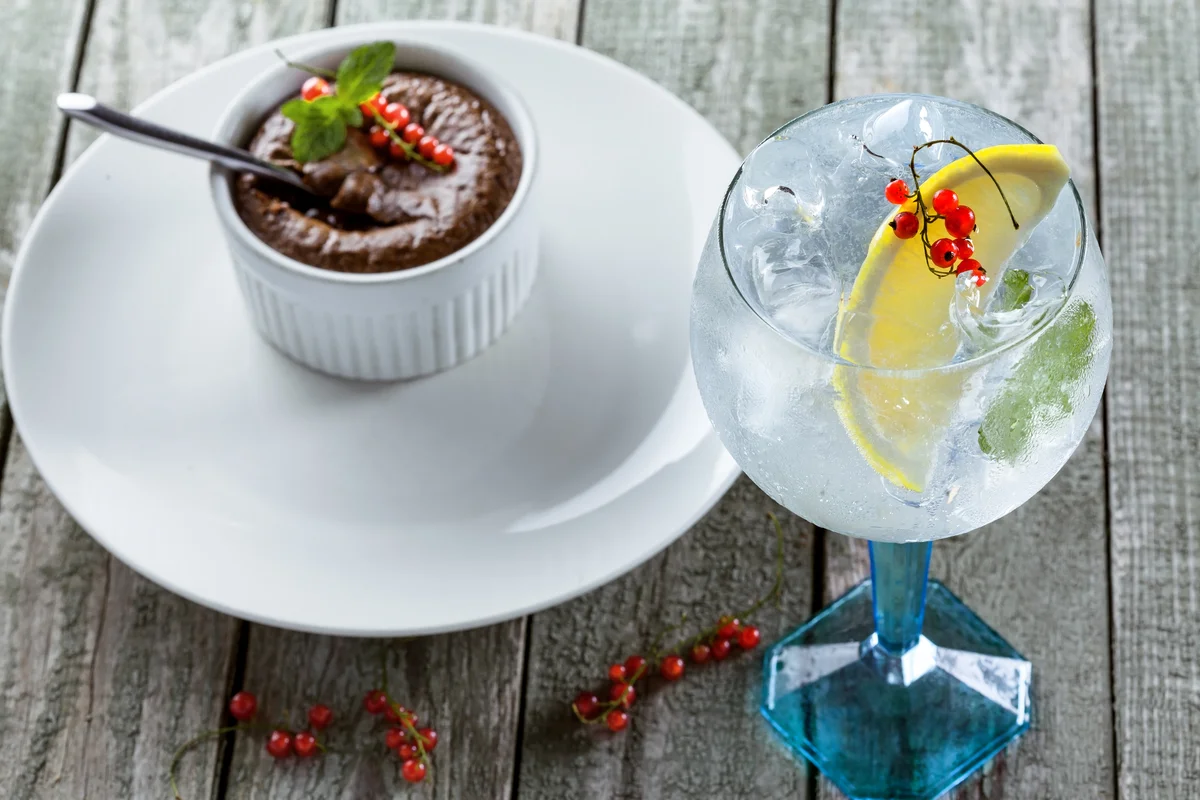 cocktail and dessert