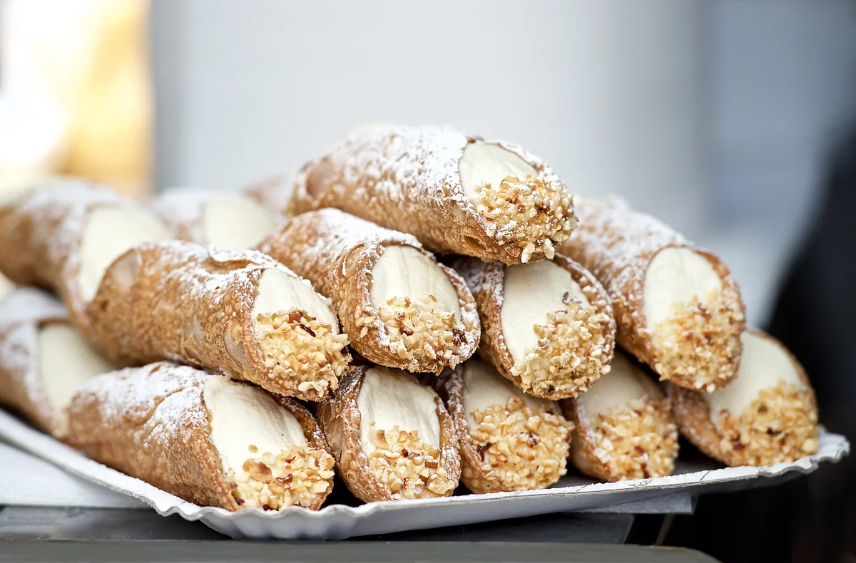 plate of cannoli