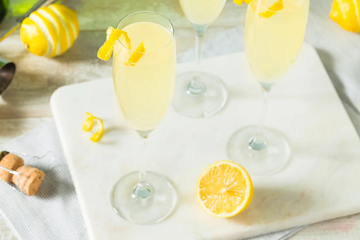 Bubbly Lemon French 75 Mocktail with Champagne
