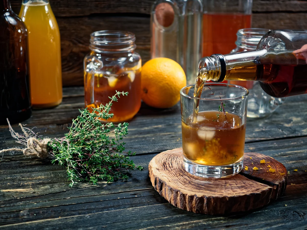bourbon thyme cocktail