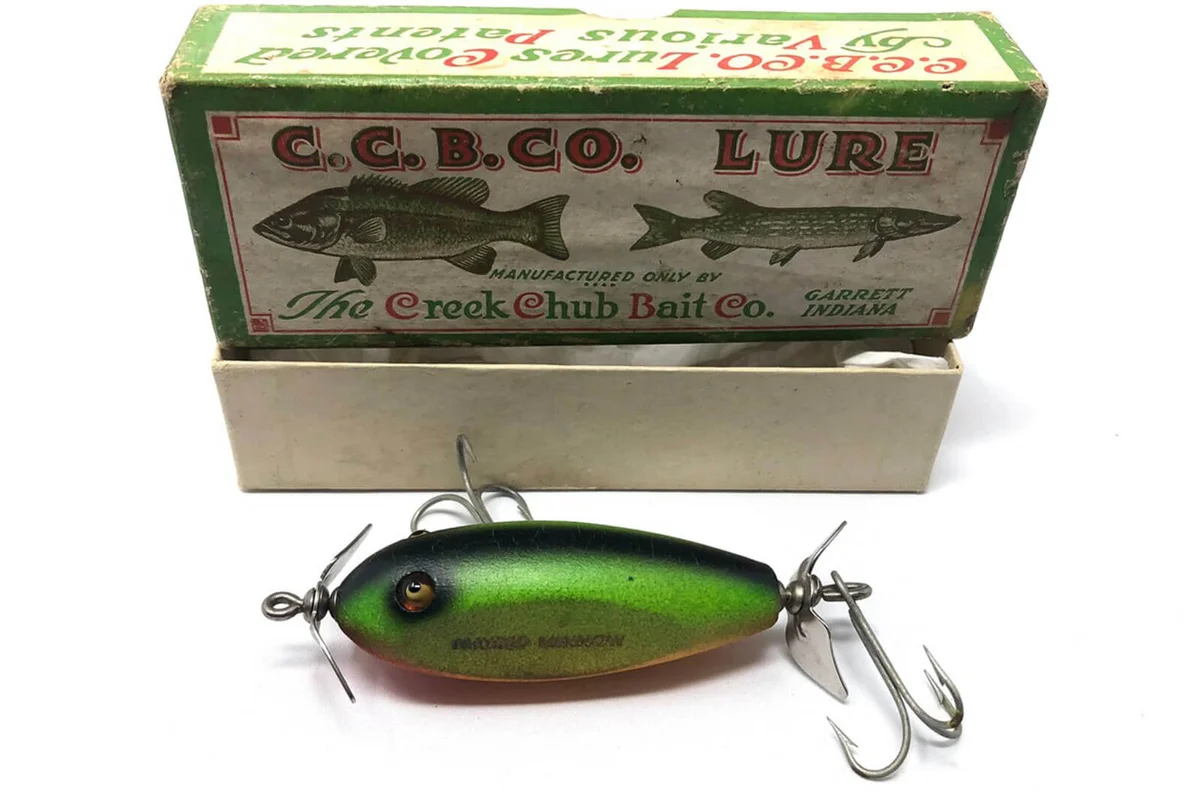Vintage Creek Chub Injured Minnow in Gantron Rainbow Fire