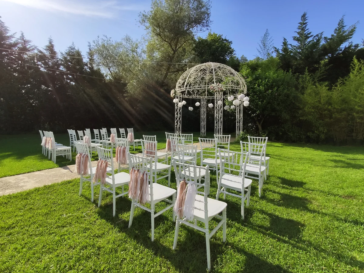 Wedding arch