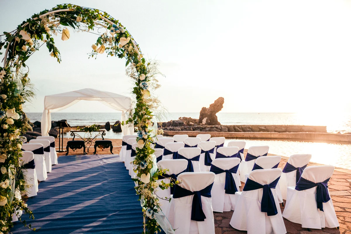wedding floral arch