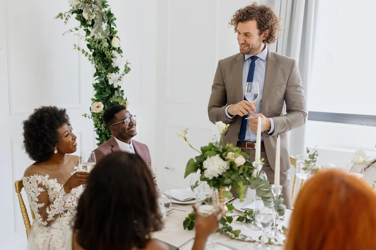 best man giving wedding toast