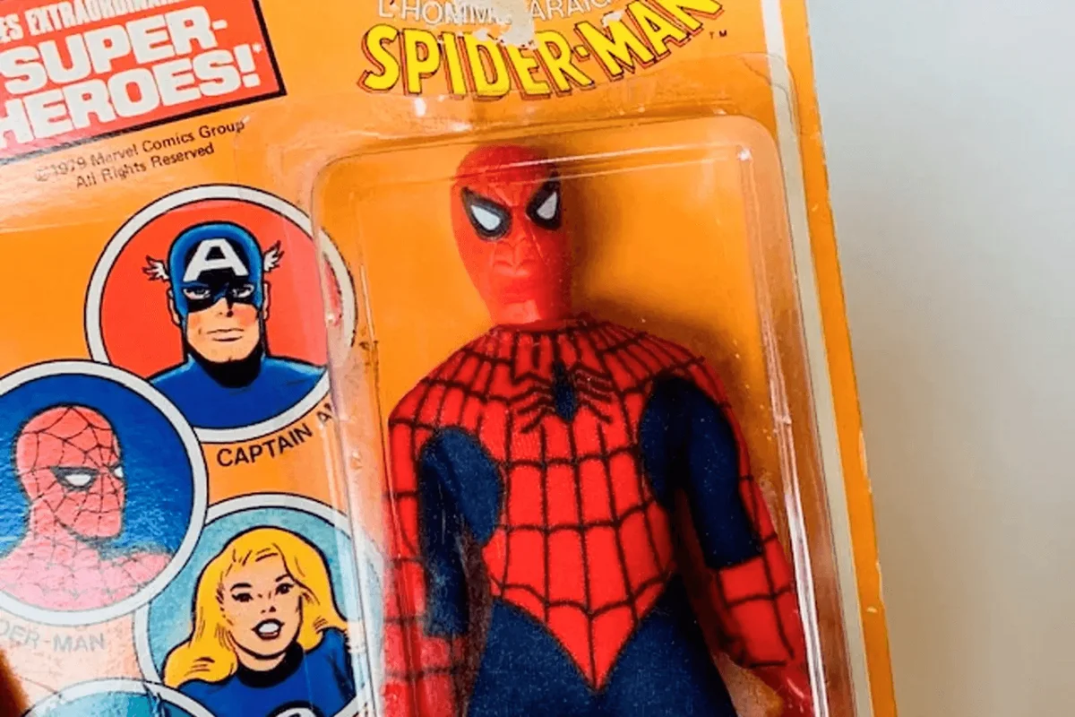 Spider-Man Action Figure 1979 Mego vintage pin toys Marvel comics