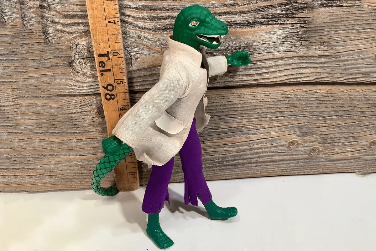 Vintage Mego Corp RARE action figurine Lizardo 1974
