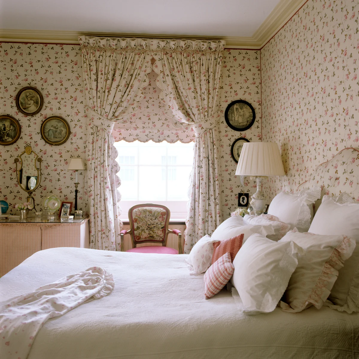vintage photos in frames