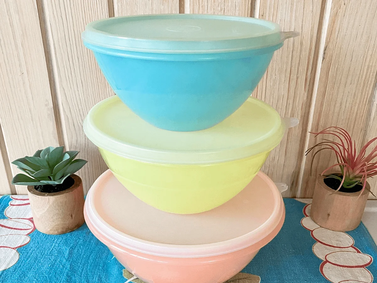 Vintage Tupperware Wonderlier Pastel Graduated Bowls