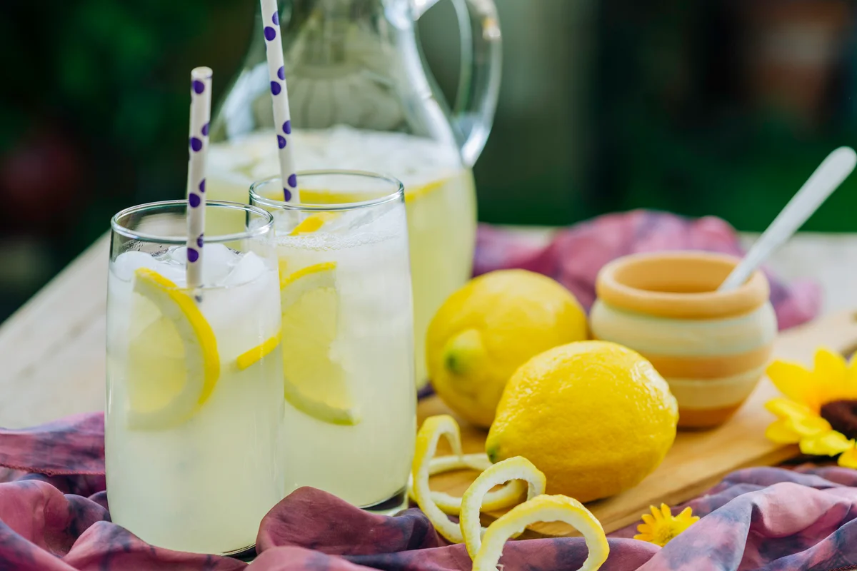 Two glasses of freshly made lemonade drink