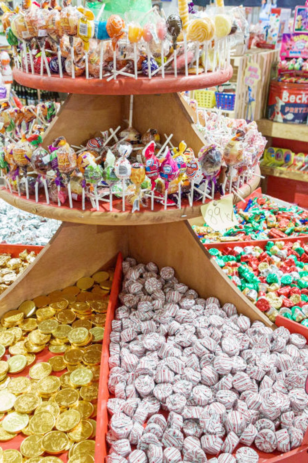 14 Vintage Candy Brands You Can't Get Today