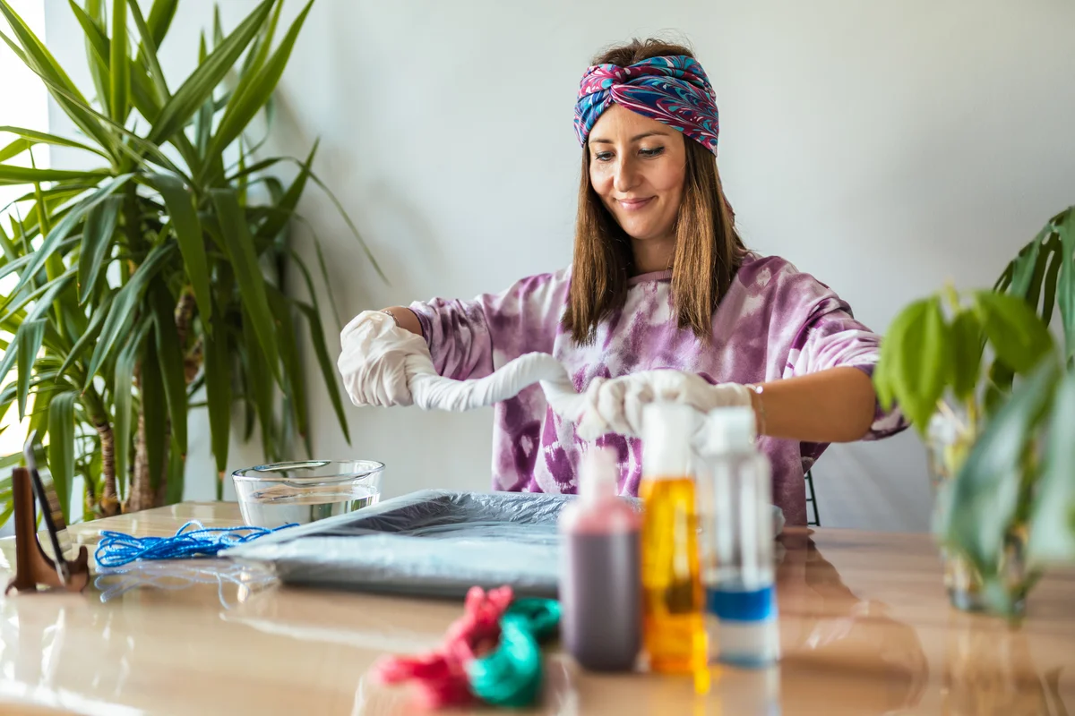 woman dyeing fabric