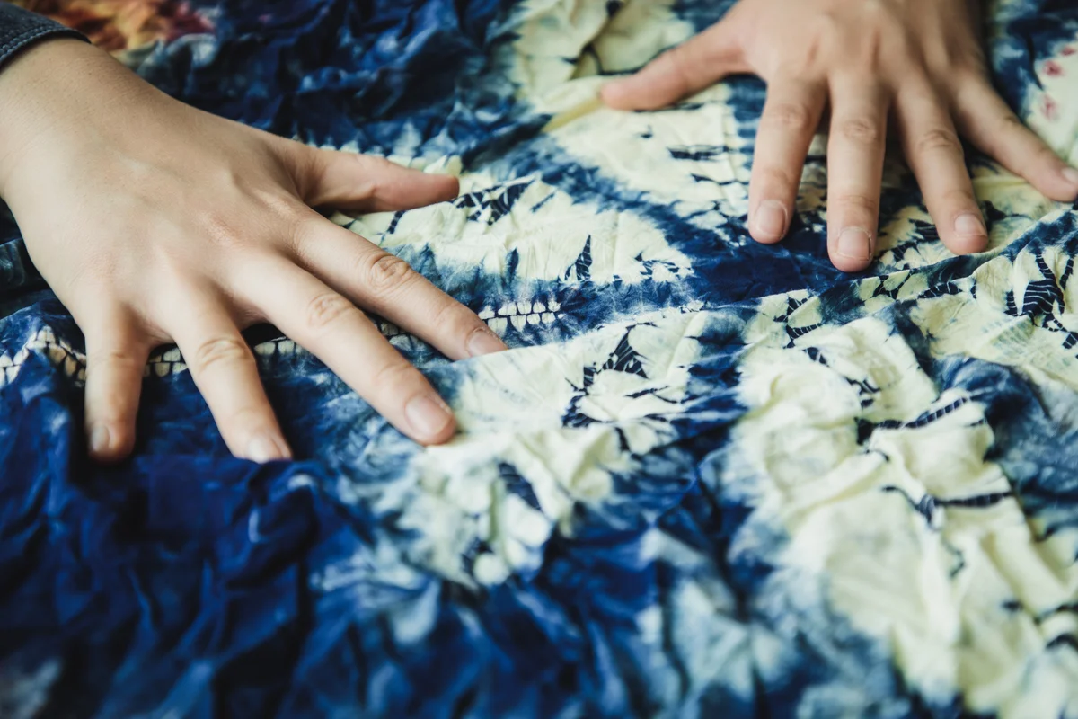 hands on shibori