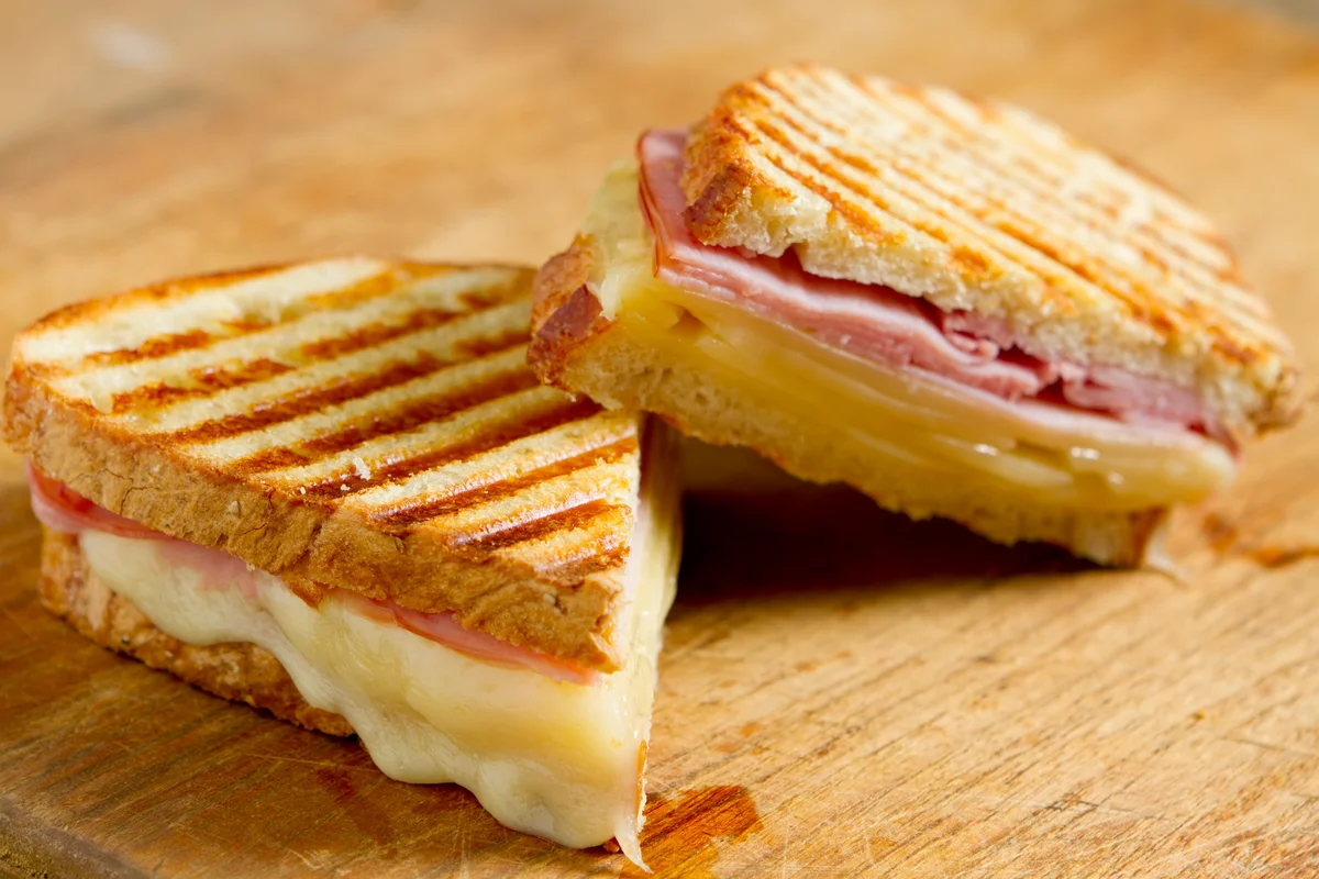 grilled ham & cheese sandwich