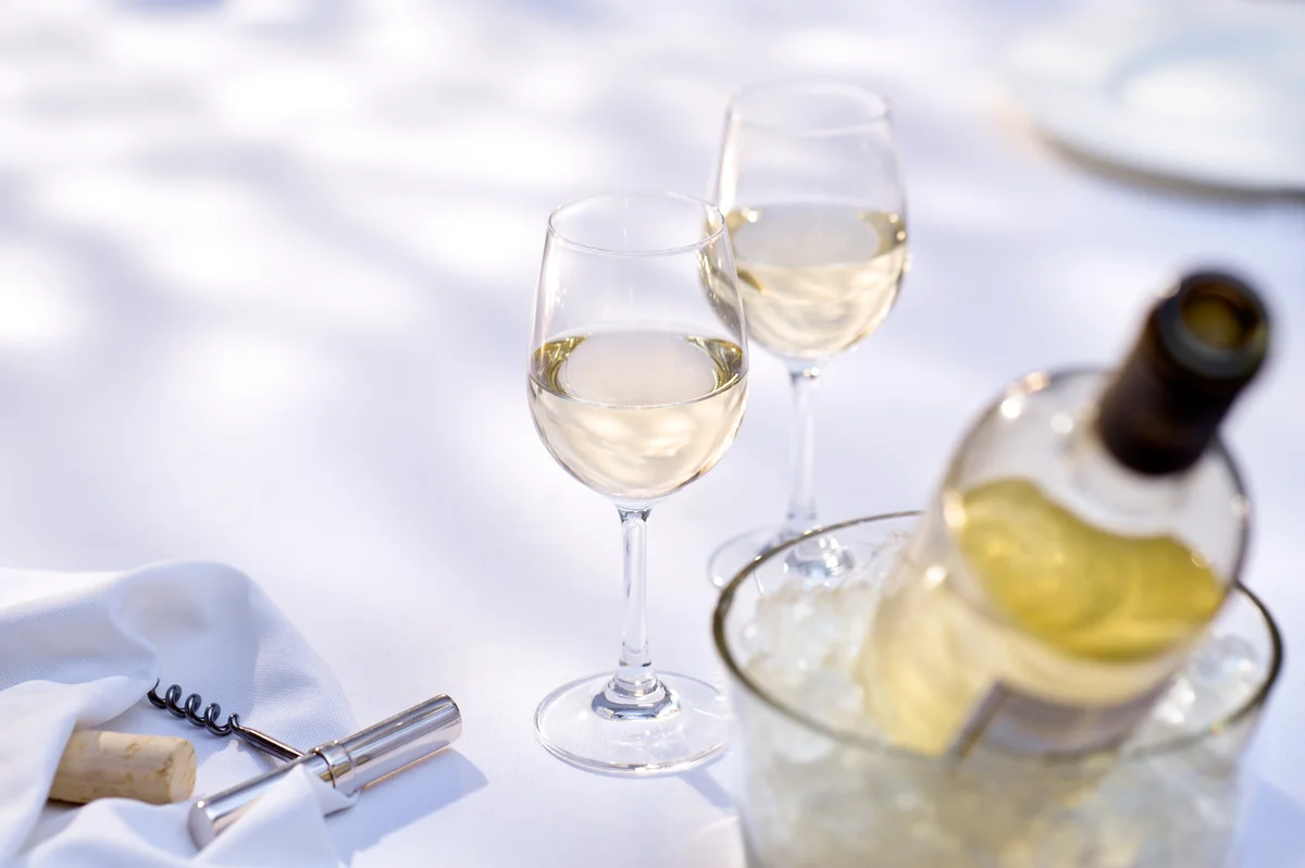 wine al fresco