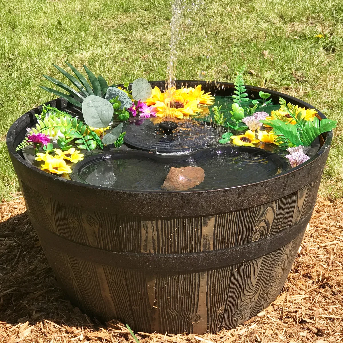 Barrel bird Bath & Fountain