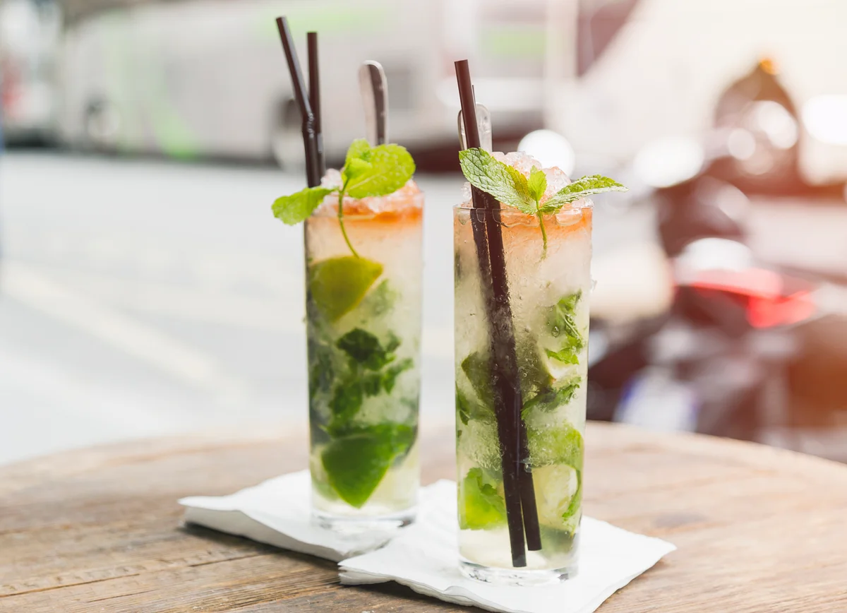 Queen's park swizzle