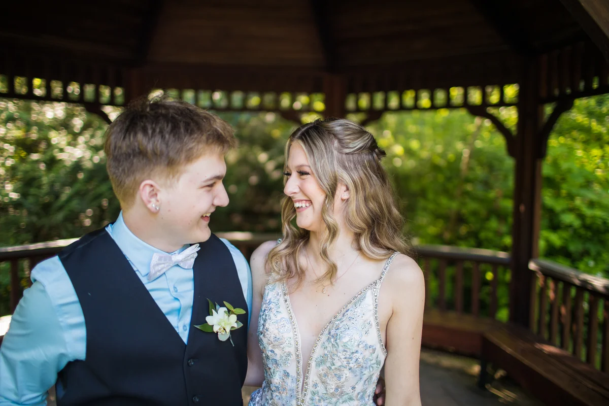 Prom couple in gazebo