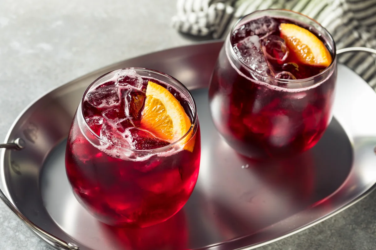 red wine spritzer