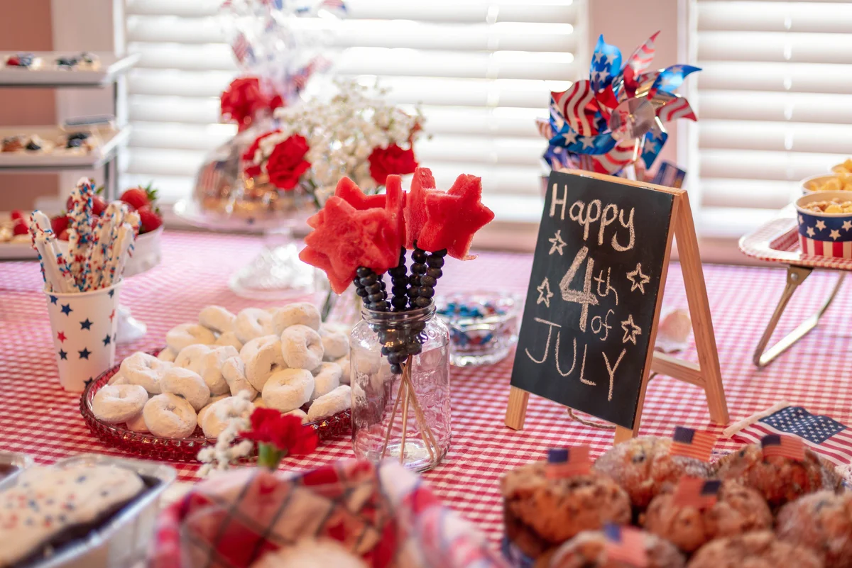 4th of July dessert table