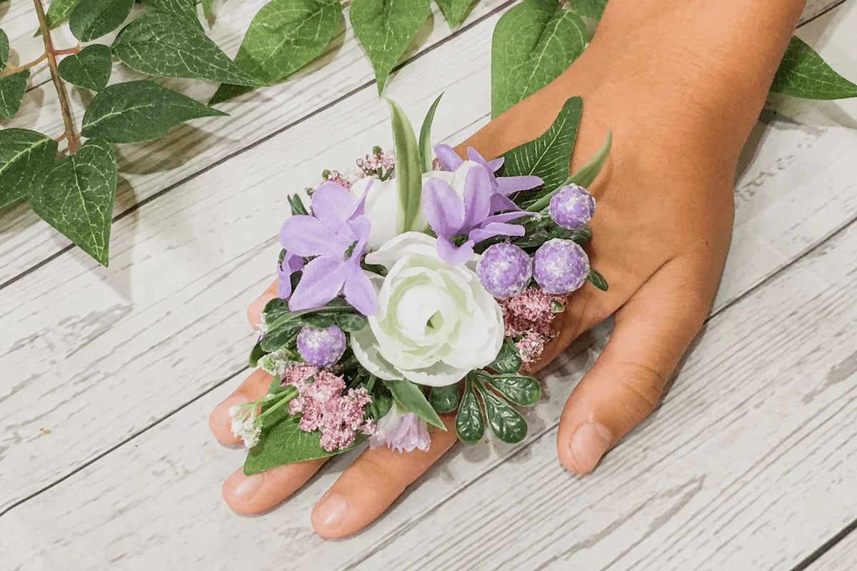 Finger Ring Corsage
