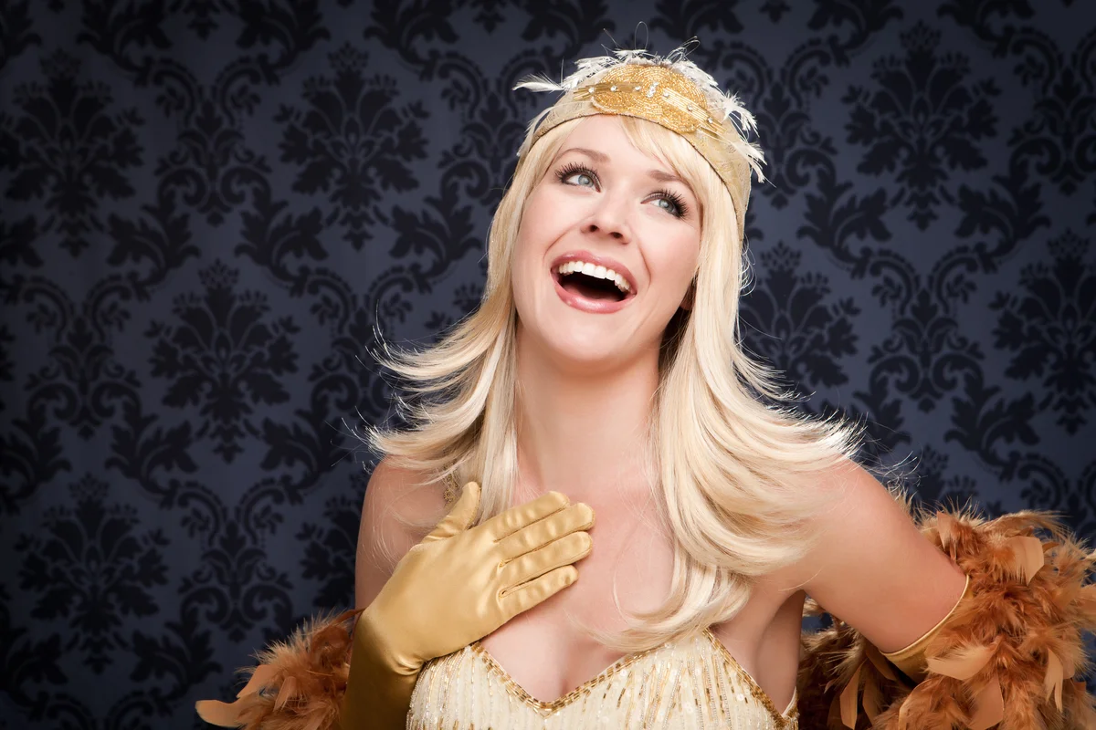 woman in flapper costume