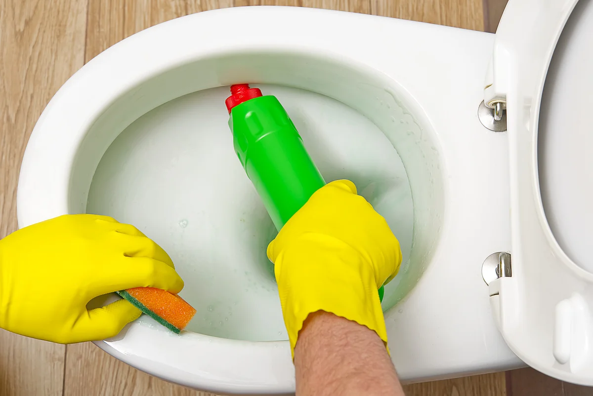 toilet bowl cleaner
