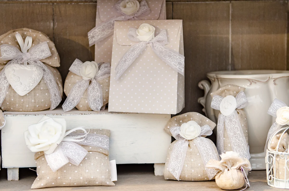 wedding gift table