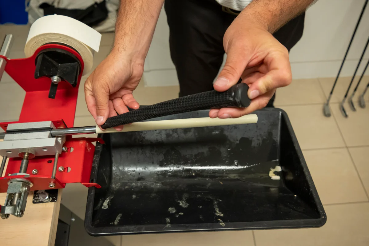 regripping golf clubs