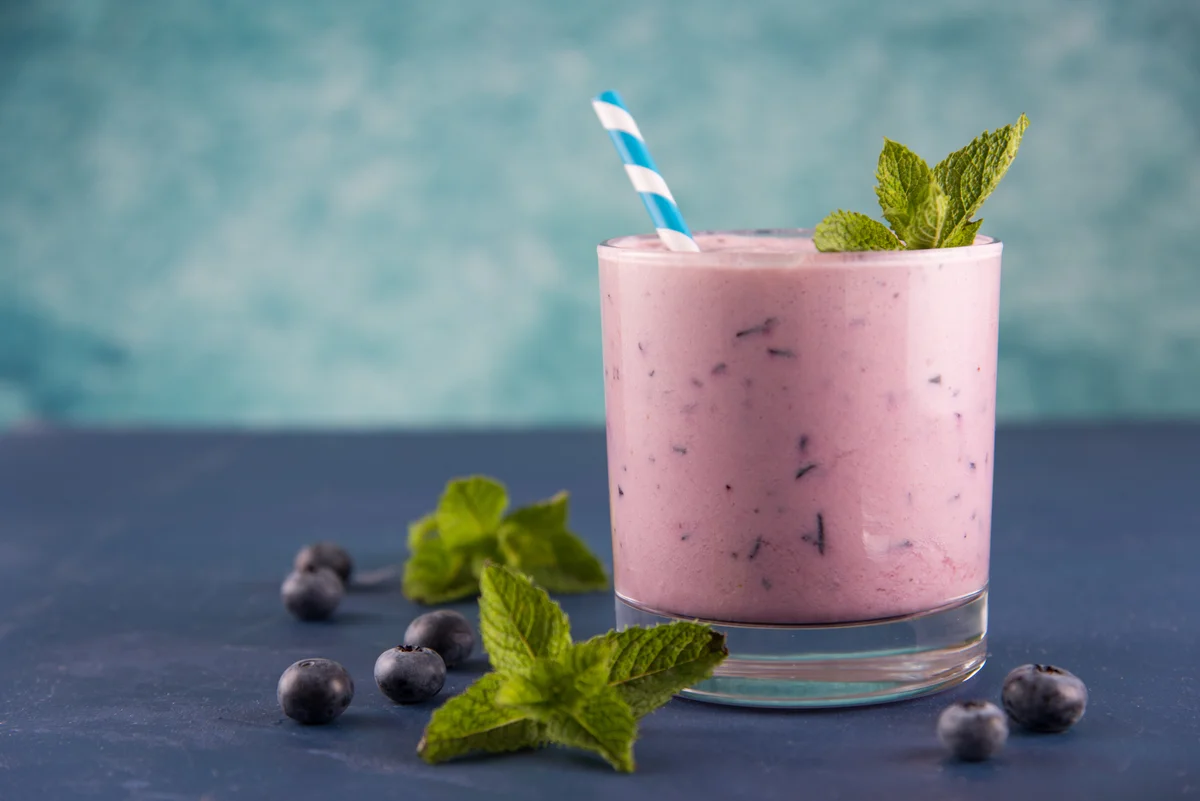 boozy blueberry smoothie