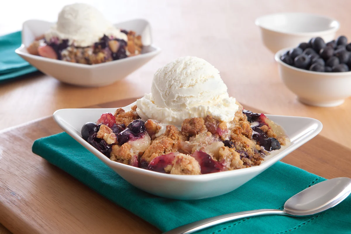 blueberry dump cake & ice cream