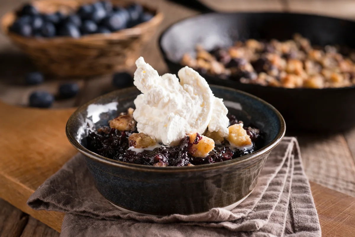 blueberry dump cake