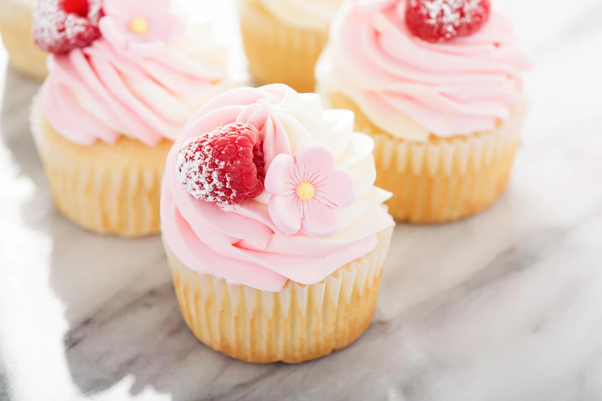 Vanilla and raspberry cupcakes