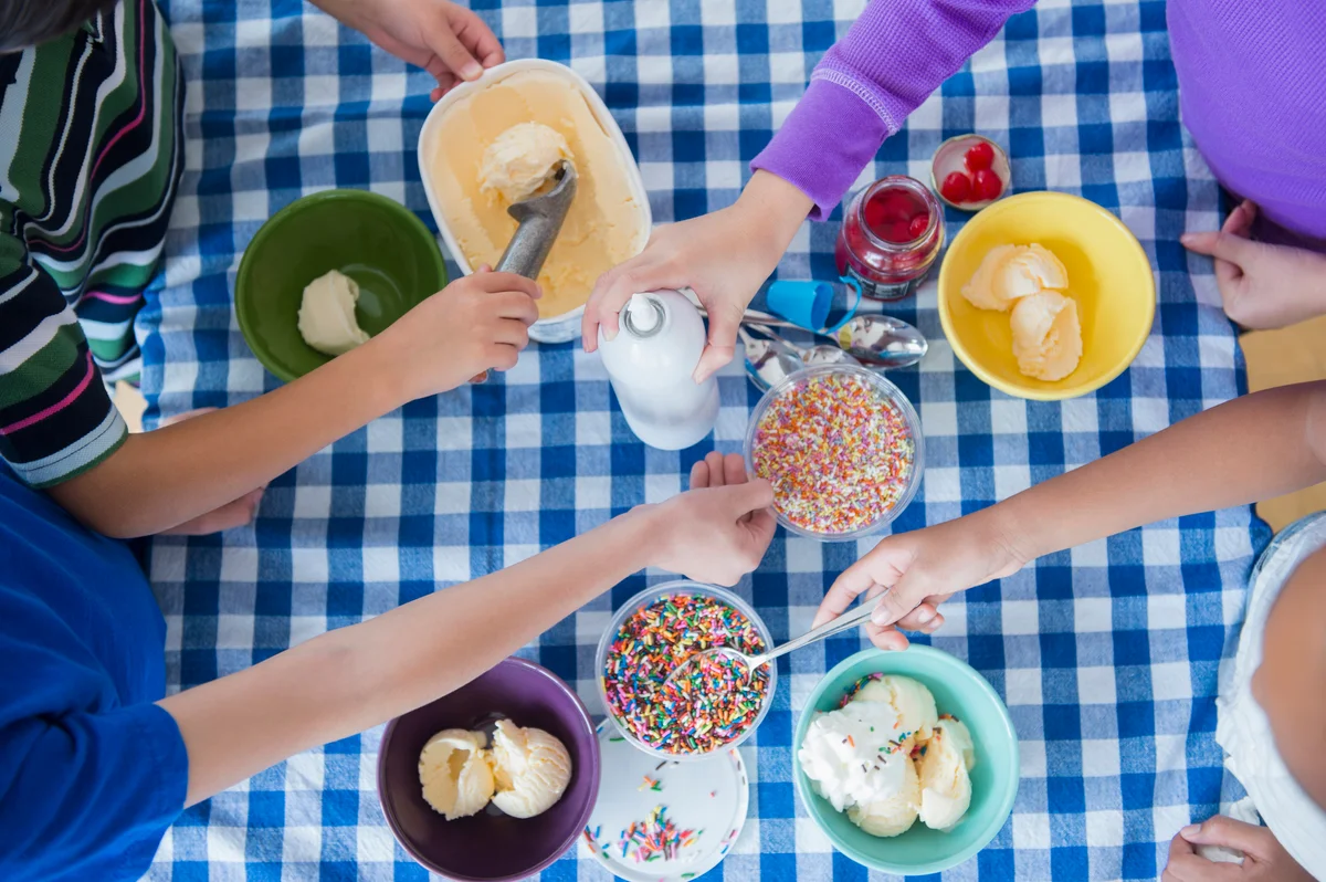 making sundaes