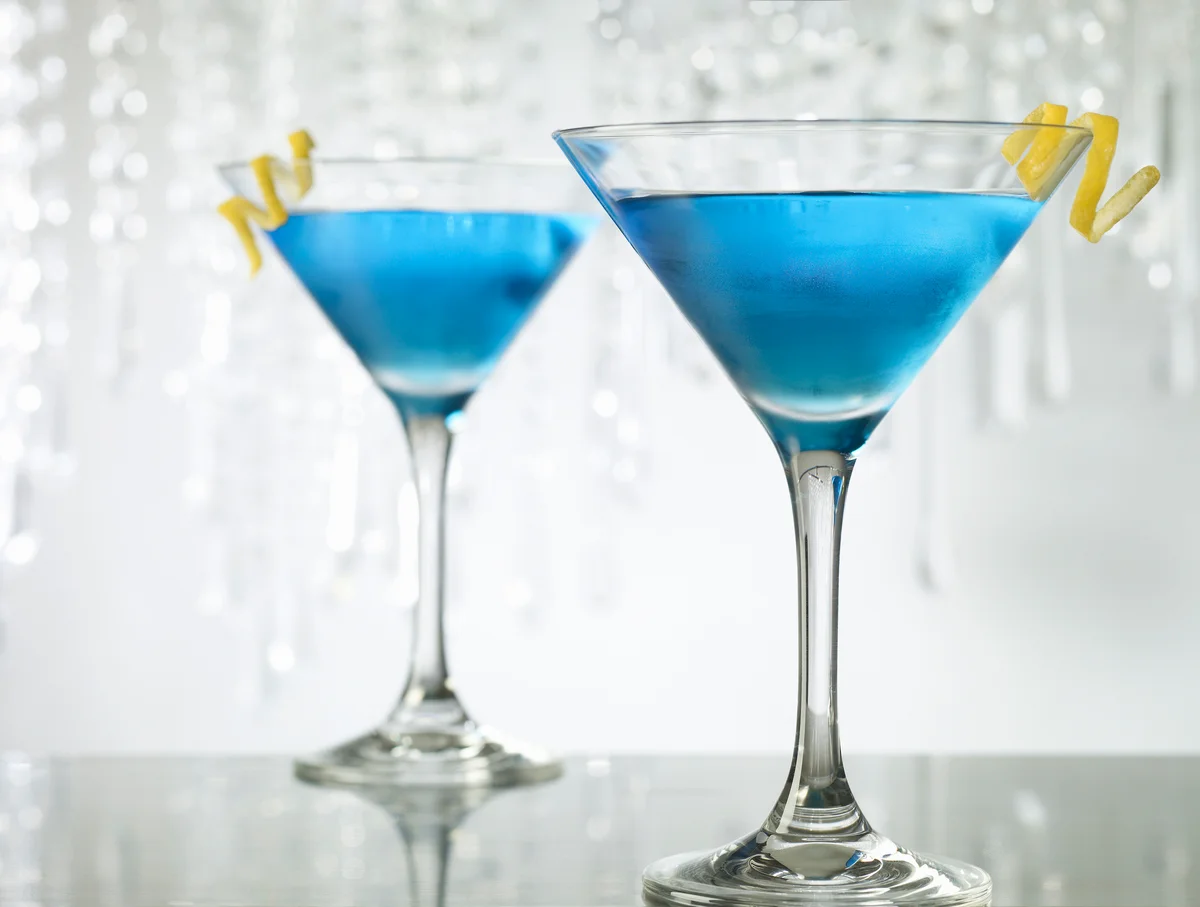 blue cosmopolitan cocktails
