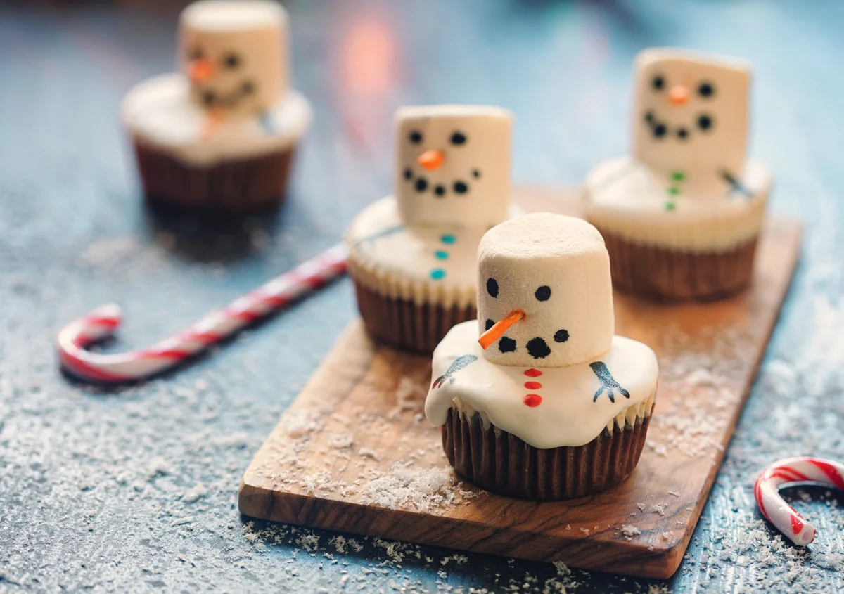 melted snowman cupcakes