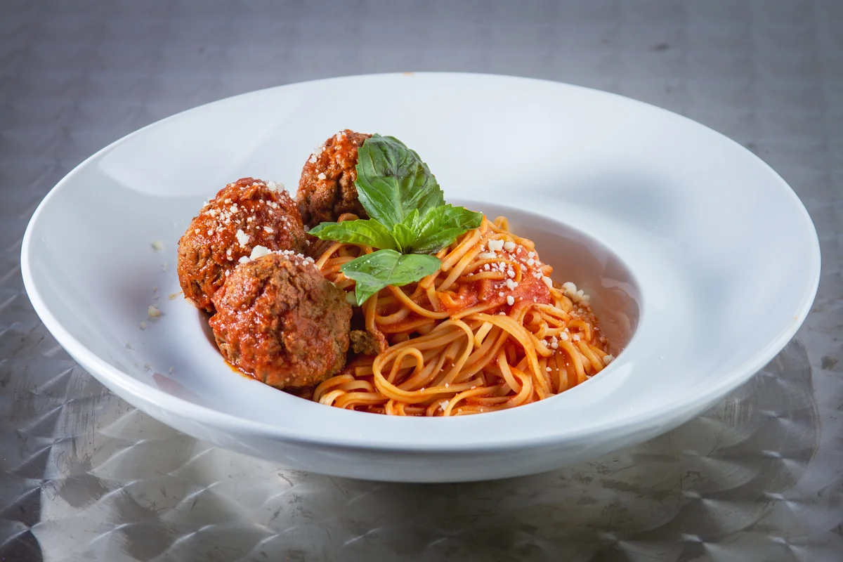 spaghetti & meatballs