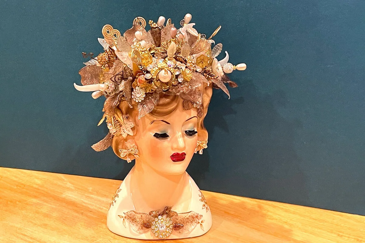 Golden Girl, Gorgeous Occ. Japan 1940's