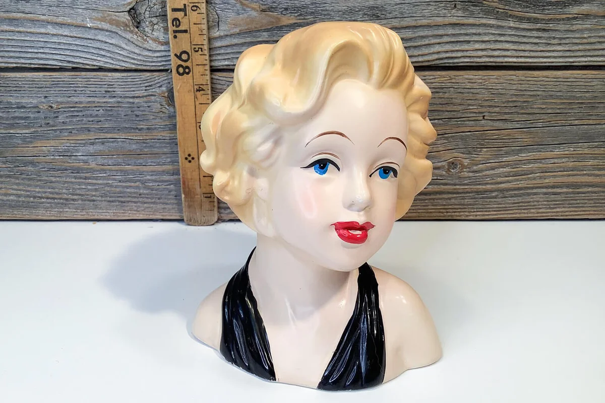 Vintage Relpo Marilyn Monroe head vase lady 50'