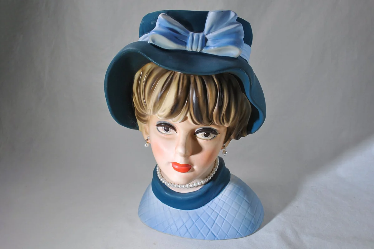 Fantastic Napco lady in blue head vase