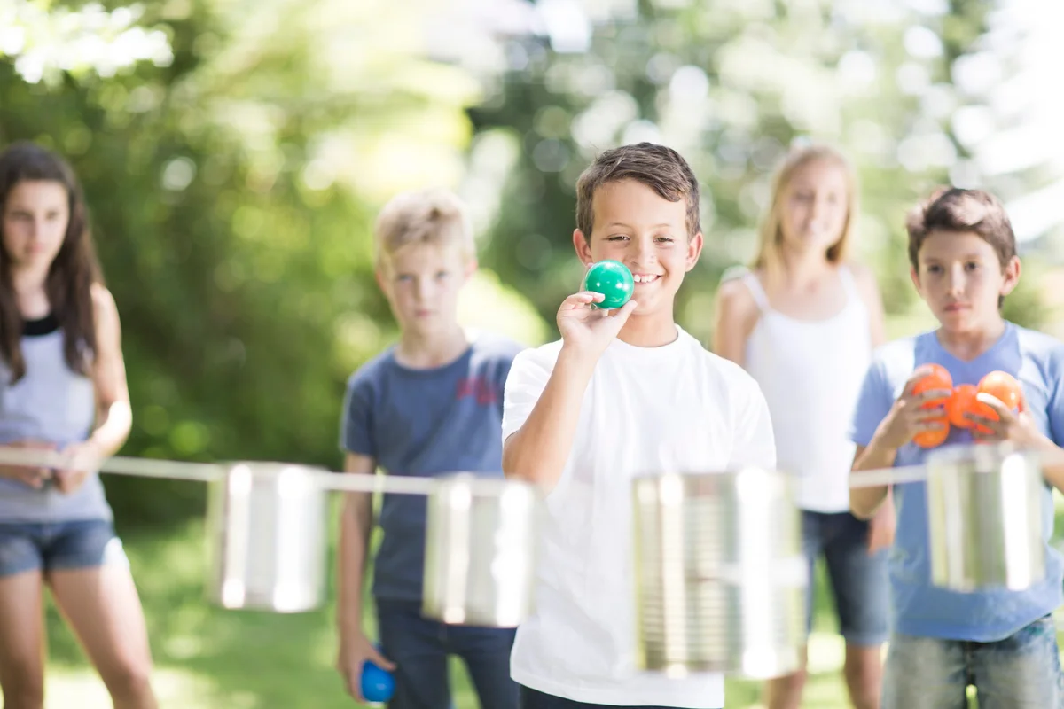 Tin can toss