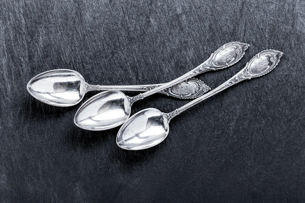 Silver spoon vintage, early 1930s with elaborate floral design