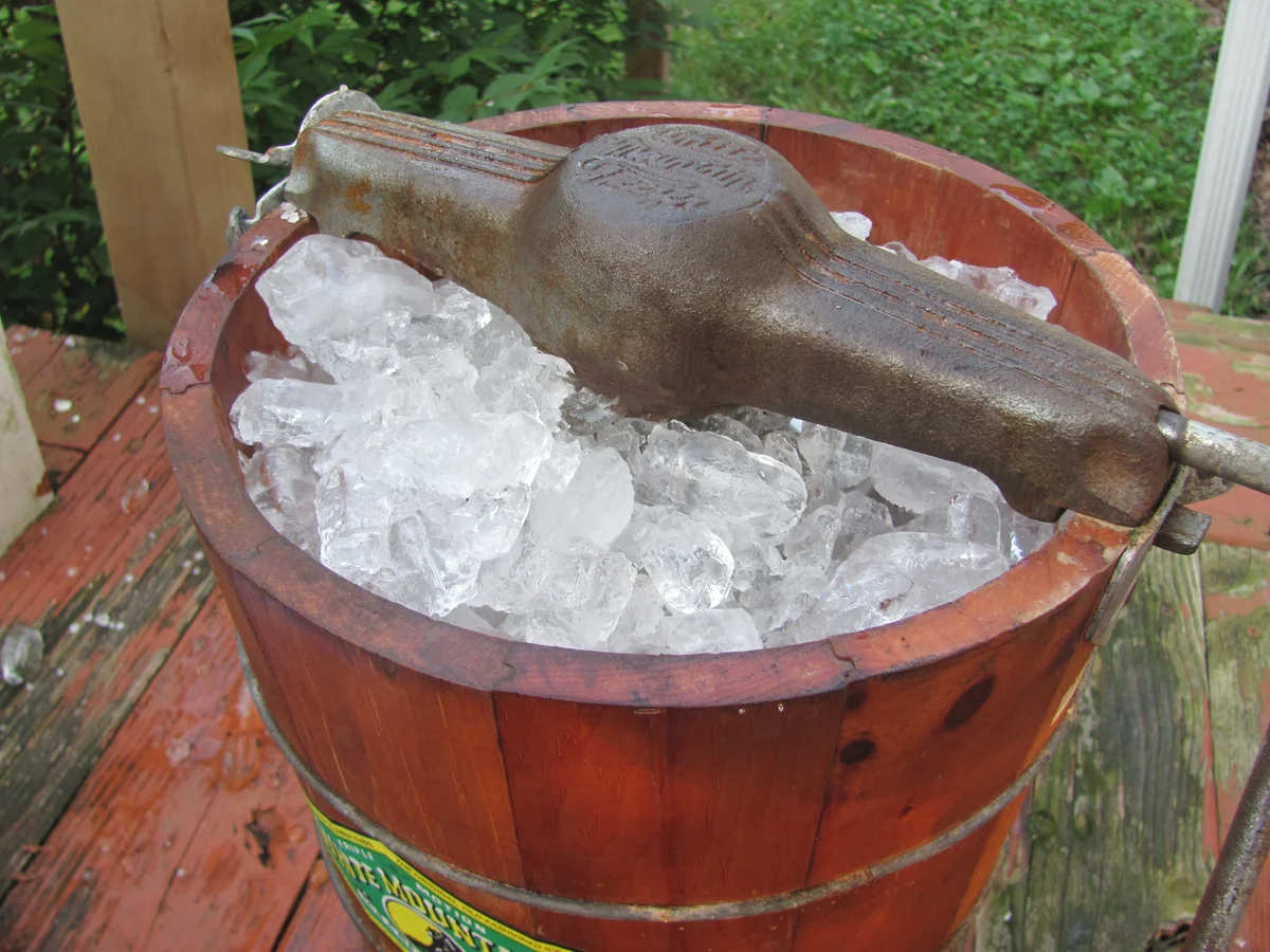 ice cream maker