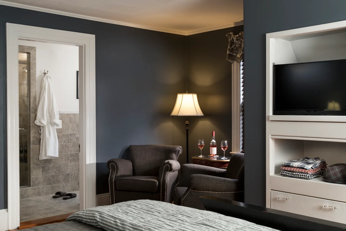 hidden bedroom TV